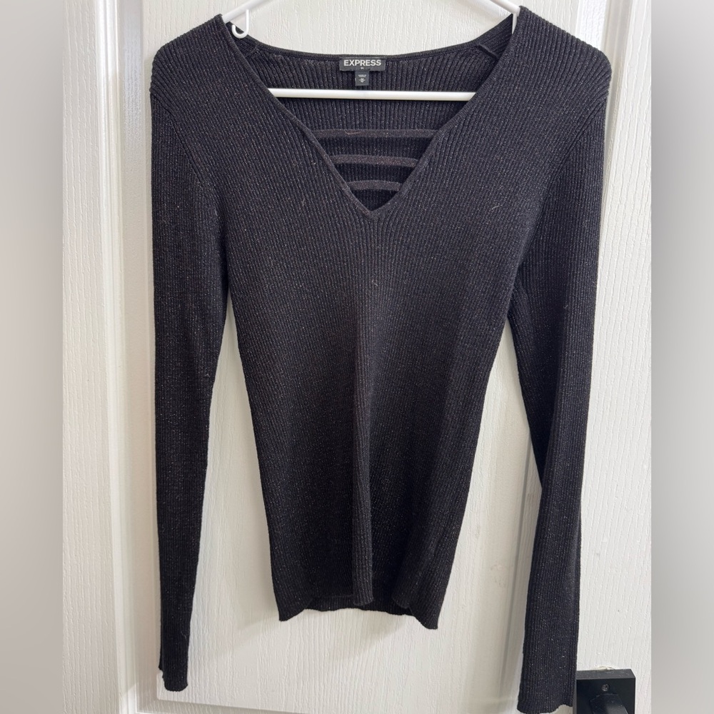 Black V-Neck Long Sleeve Sweater